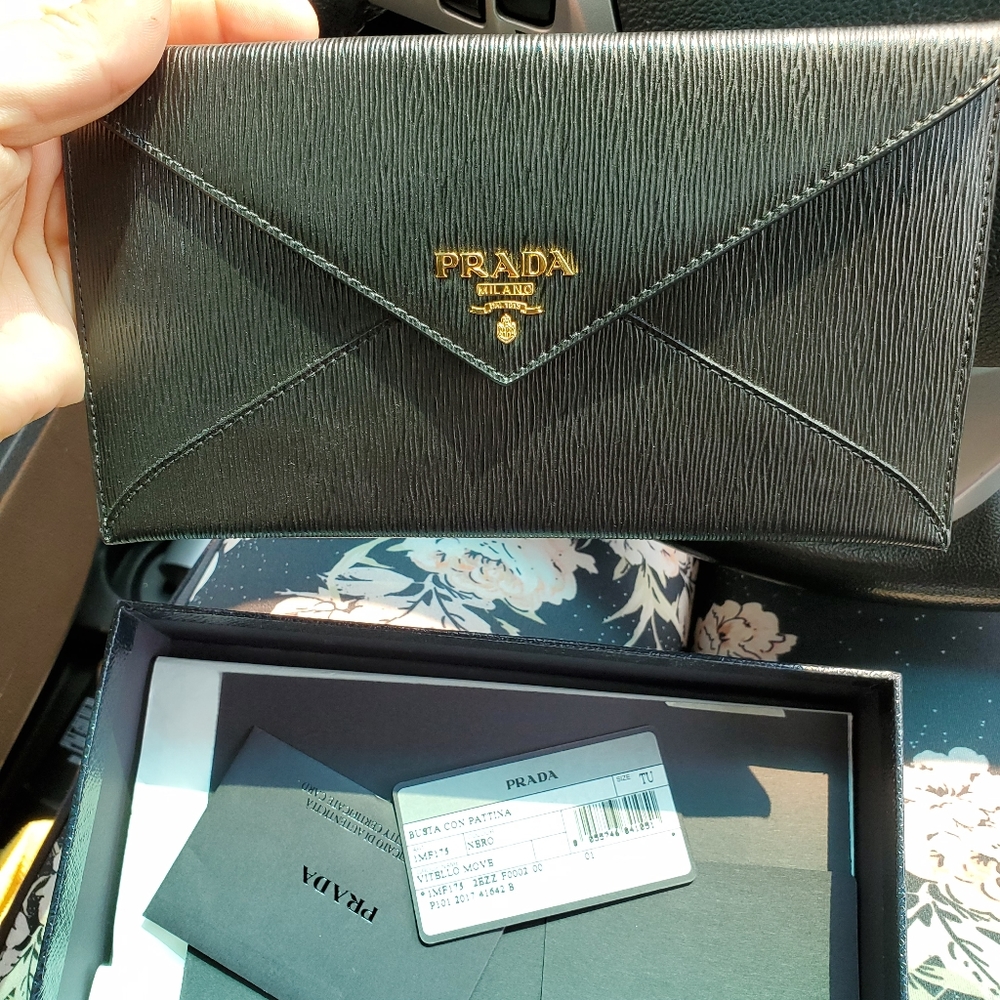 Prada wallet new never used